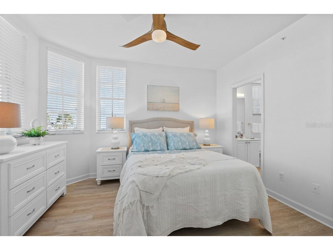 1240 Dolphin Bay Way #401 Sarasota FL 34242 - LITTLE SARASOTA BAY A4658380 image20