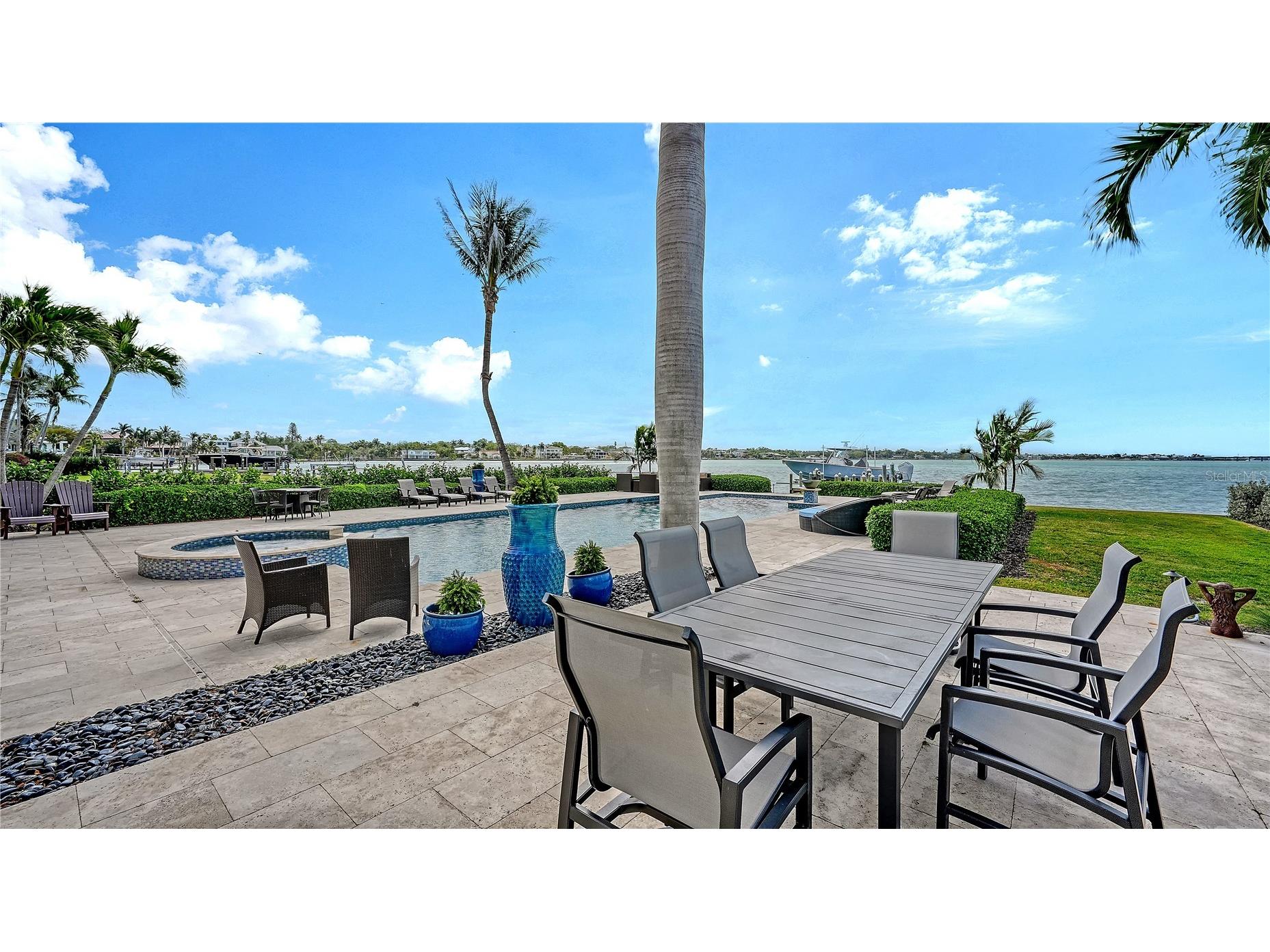 1240 Hillview Drive Sarasota FL 34239 A4688990 image45