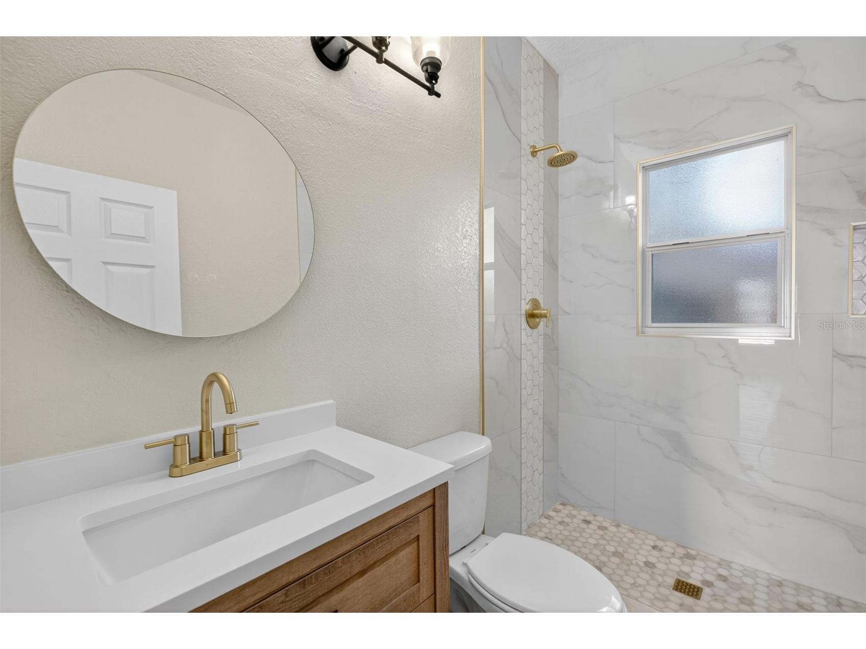 1240 James Avenue S Saint Petersburg FL 33705 TB8414281 image20