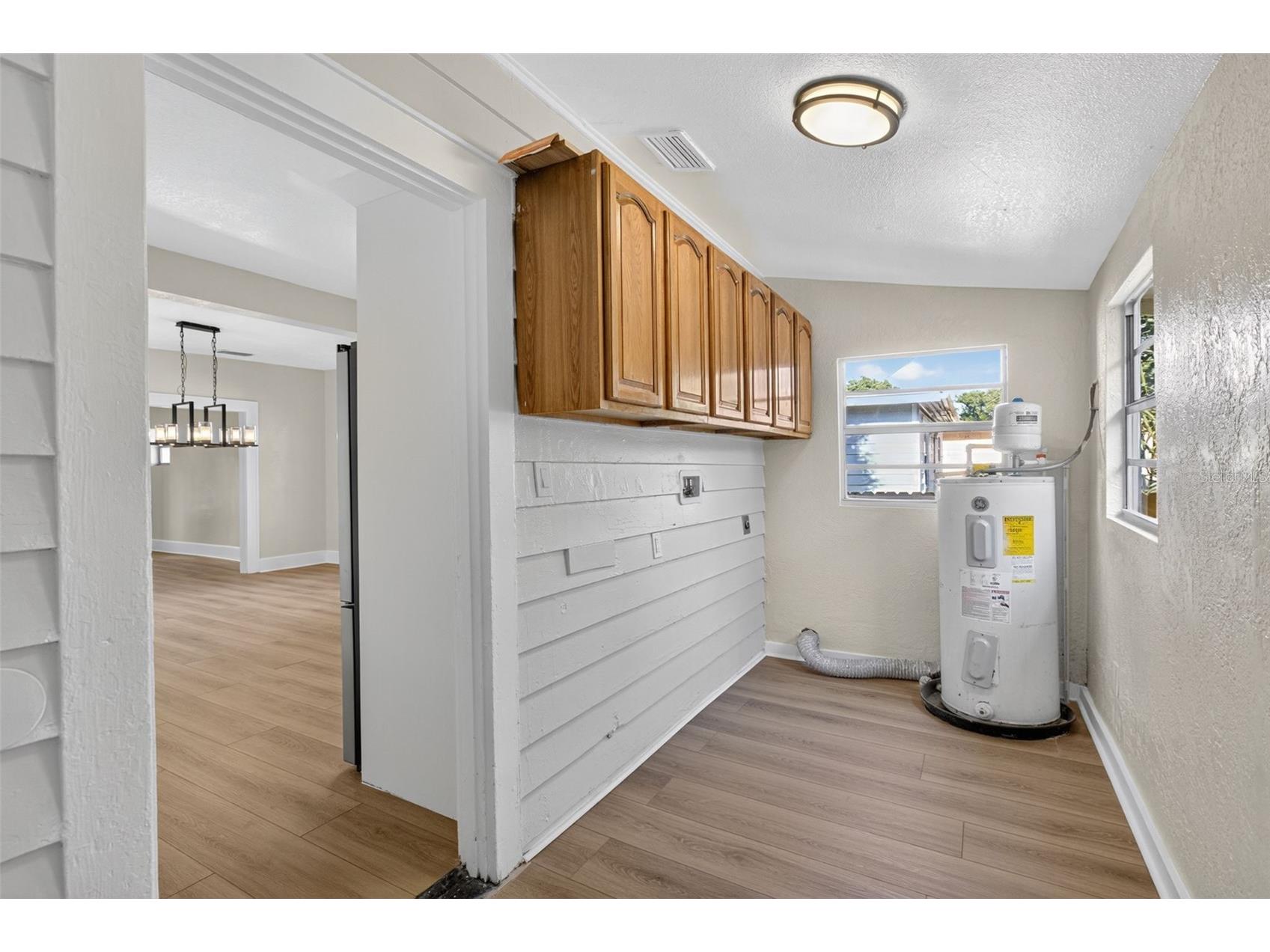 1240 James Avenue S Saint Petersburg FL 33705 TB8414281 image25