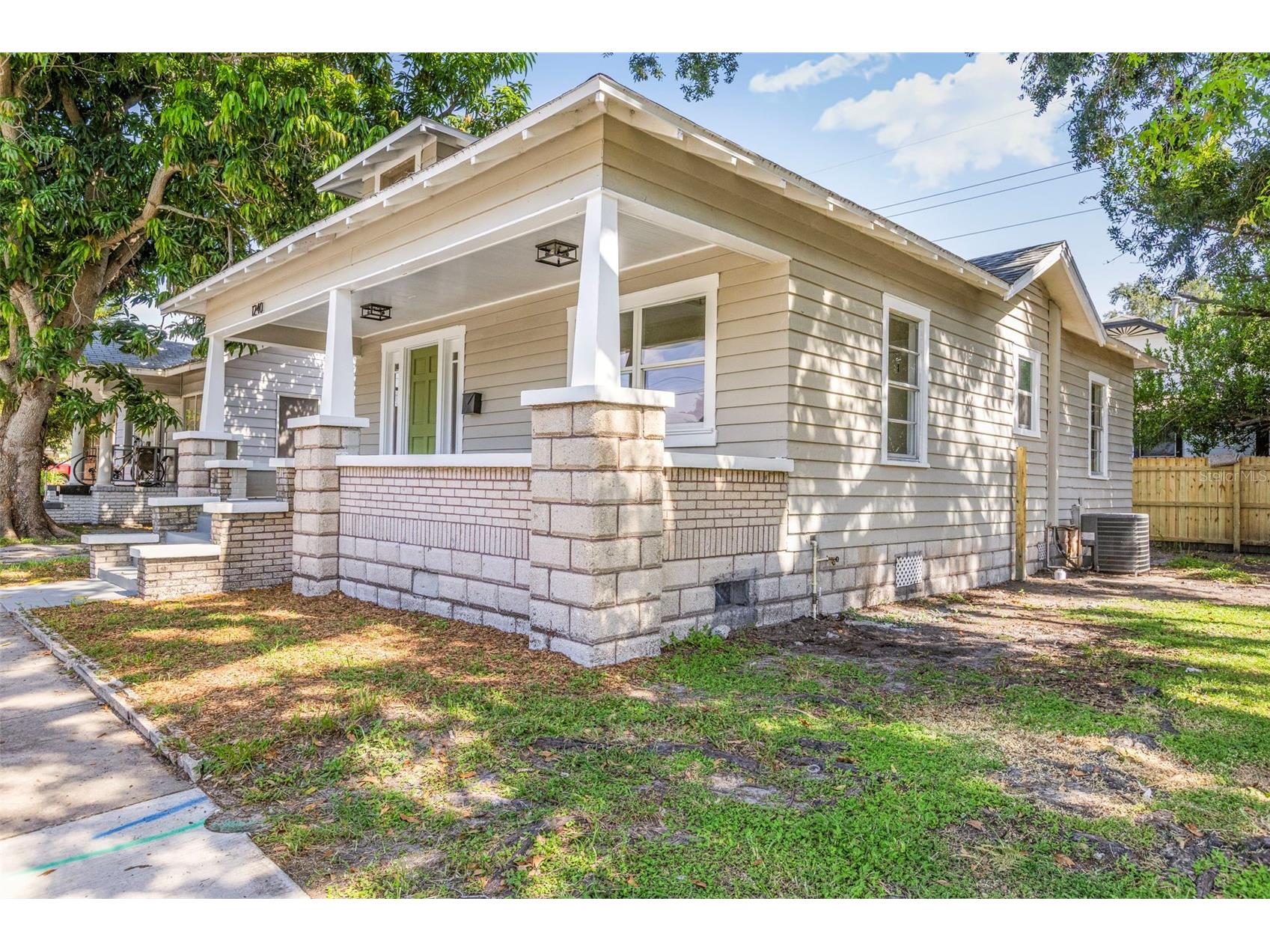 1240 James Avenue S Saint Petersburg FL 33705 TB8414281 image6