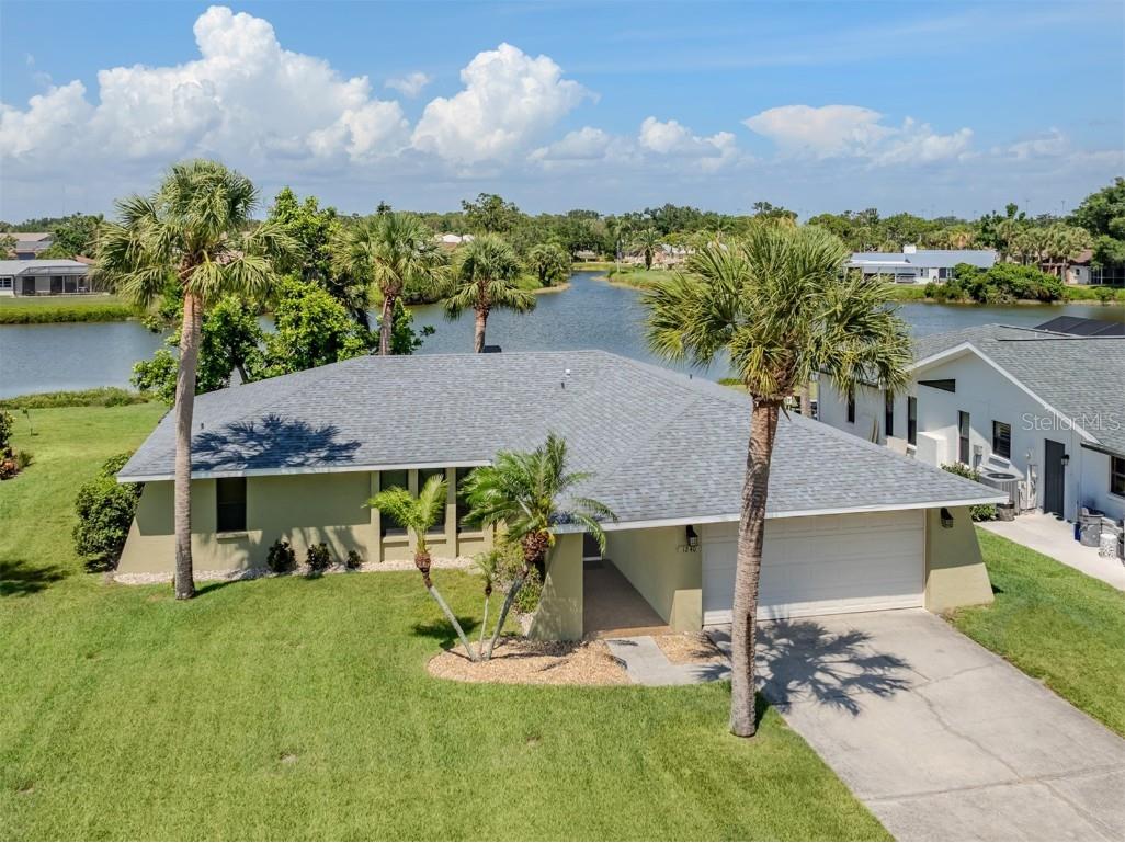 1240 Lucaya Avenue Venice FL 34285 N6139089 image1