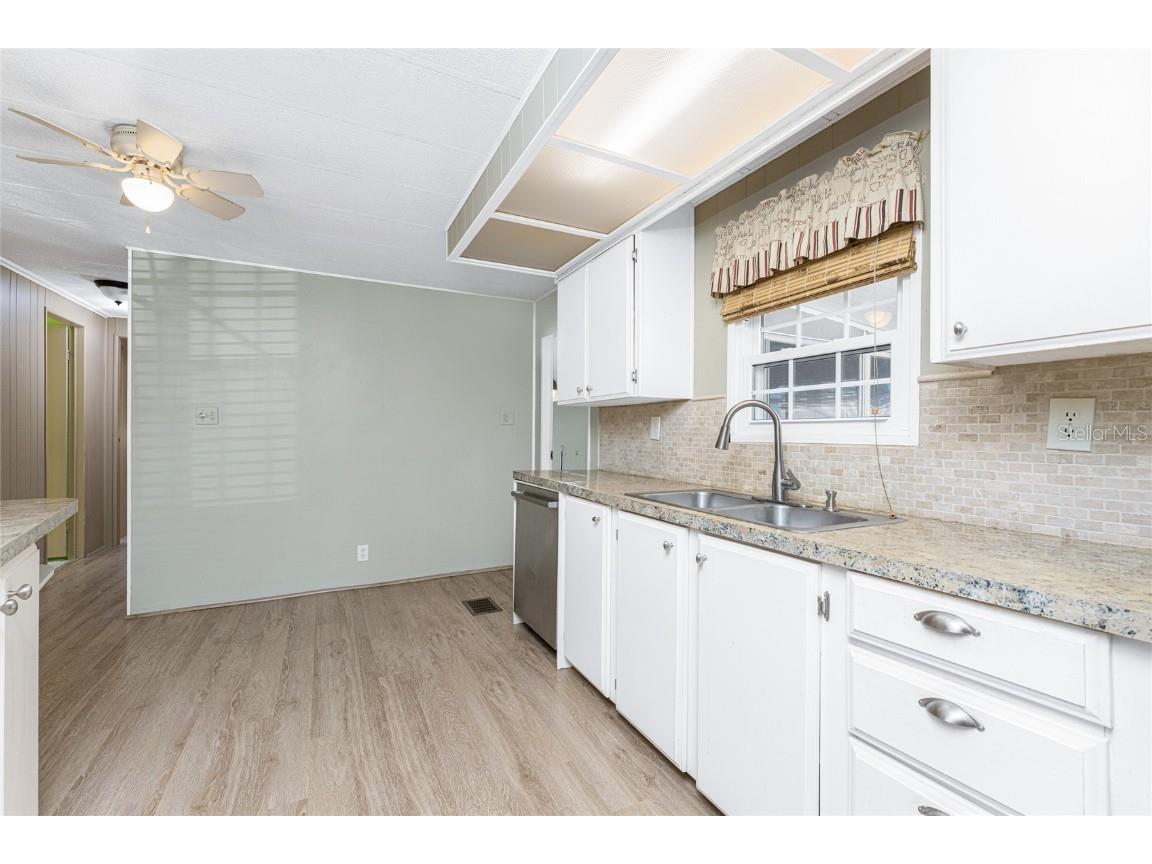 1240 Seagull Drive Englewood FL 34224 - CATFISH WATERWAY D6145210 image18