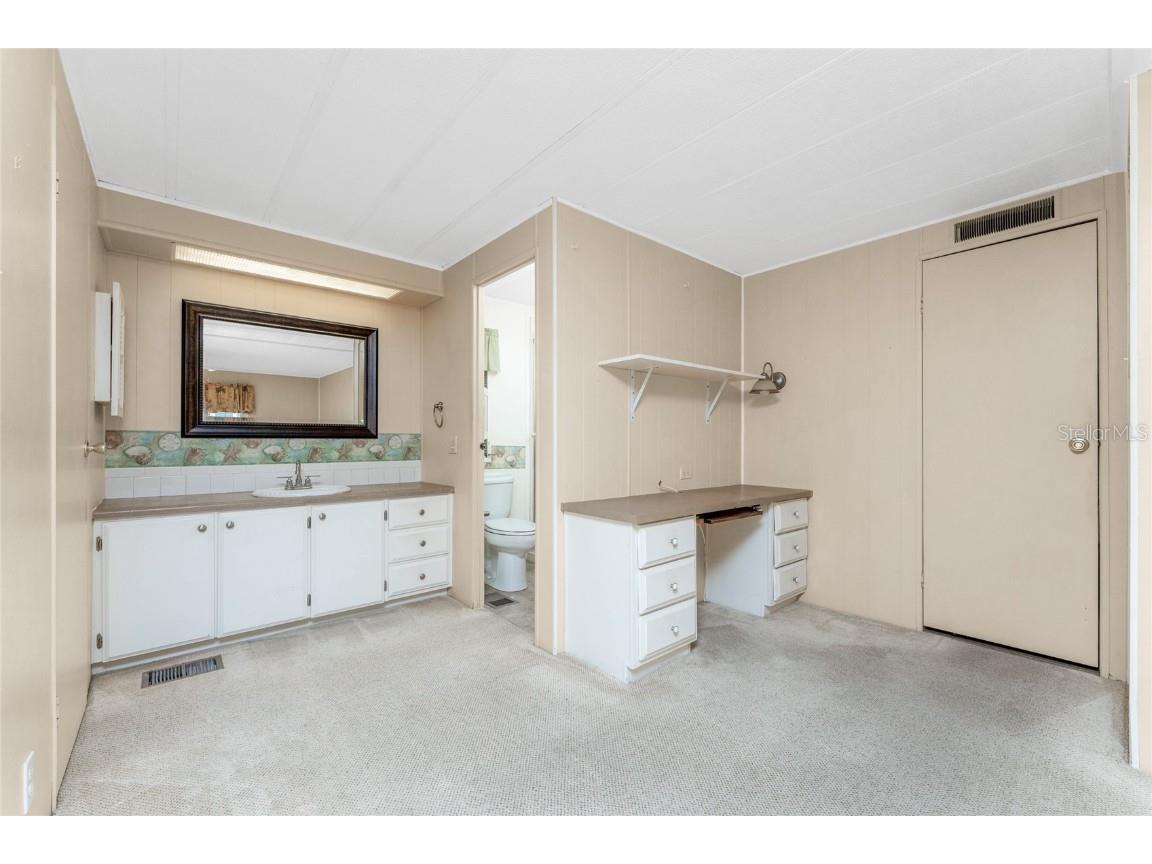 1240 Seagull Drive Englewood FL 34224 - CATFISH WATERWAY D6145210 image30