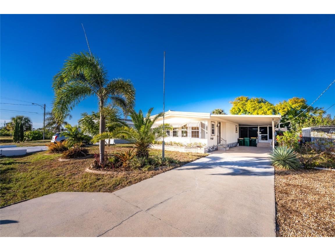 1240 Seagull Drive Englewood FL 34224 - CATFISH WATERWAY D6145210 image7