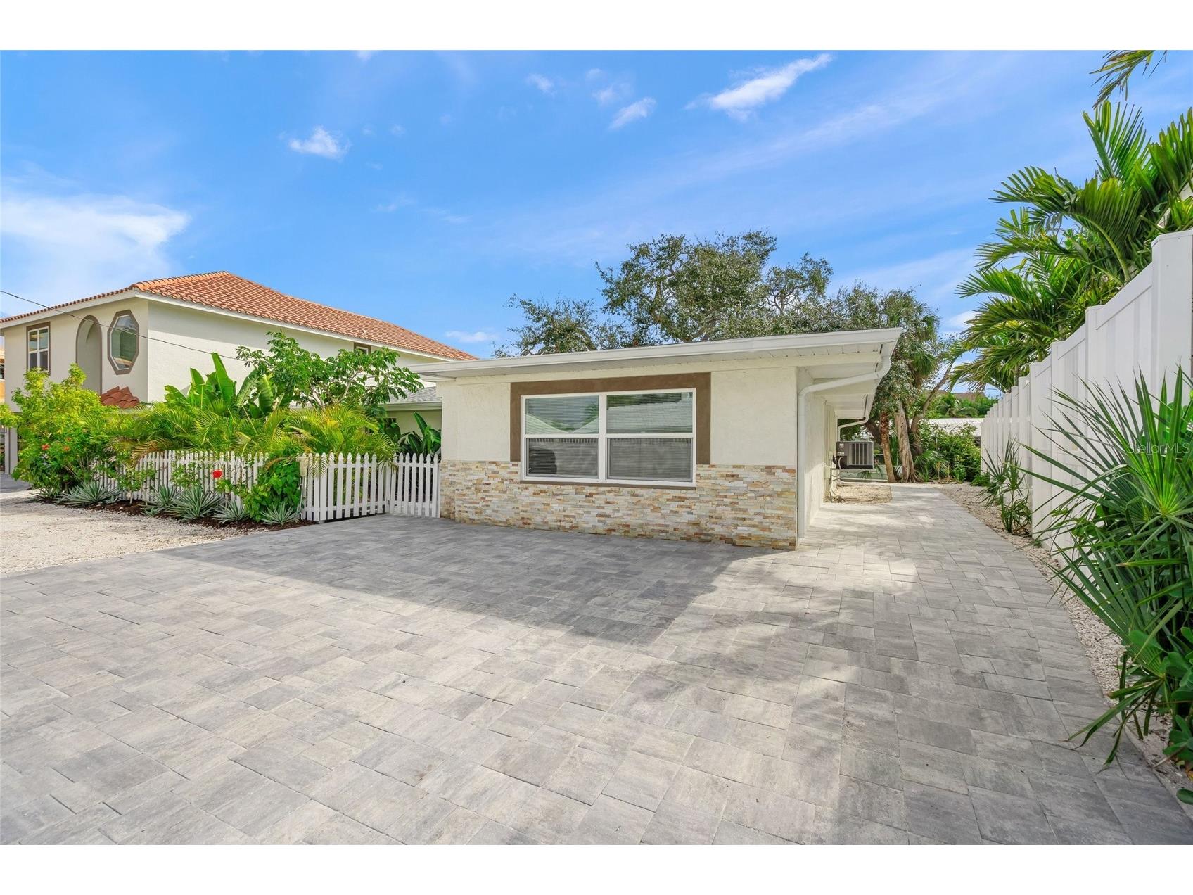 1240 Solitude Lane Sarasota FL 34242 A4655955 image54