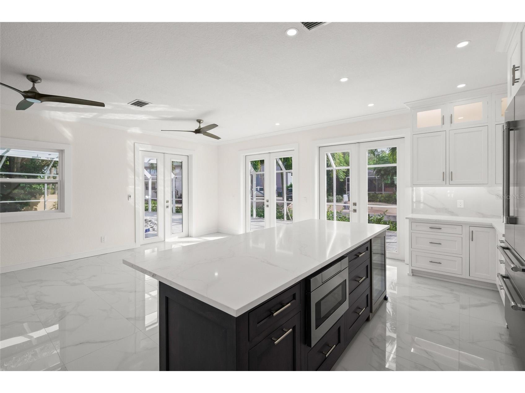 1240 Solitude Lane Sarasota FL 34242 A4655955 image7