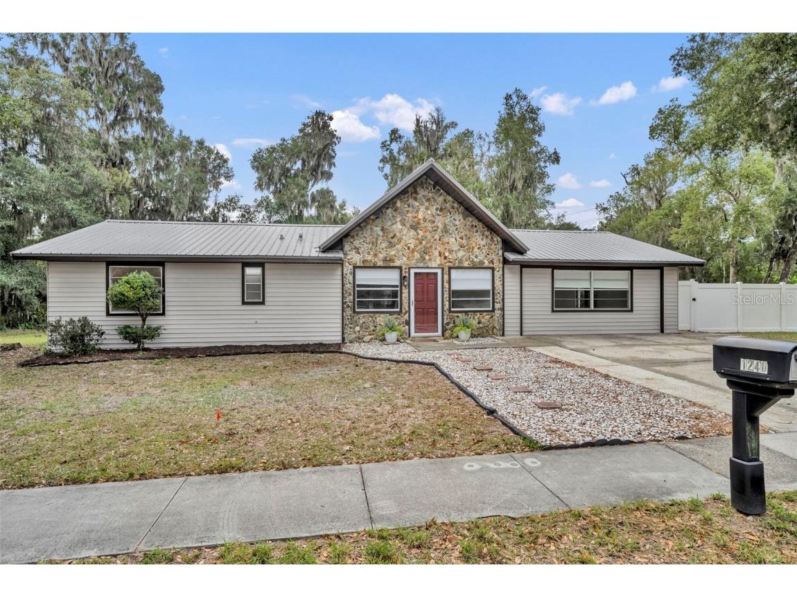 1240 W Voorhis Avenue Deland FL 32720 O6364812 image2
