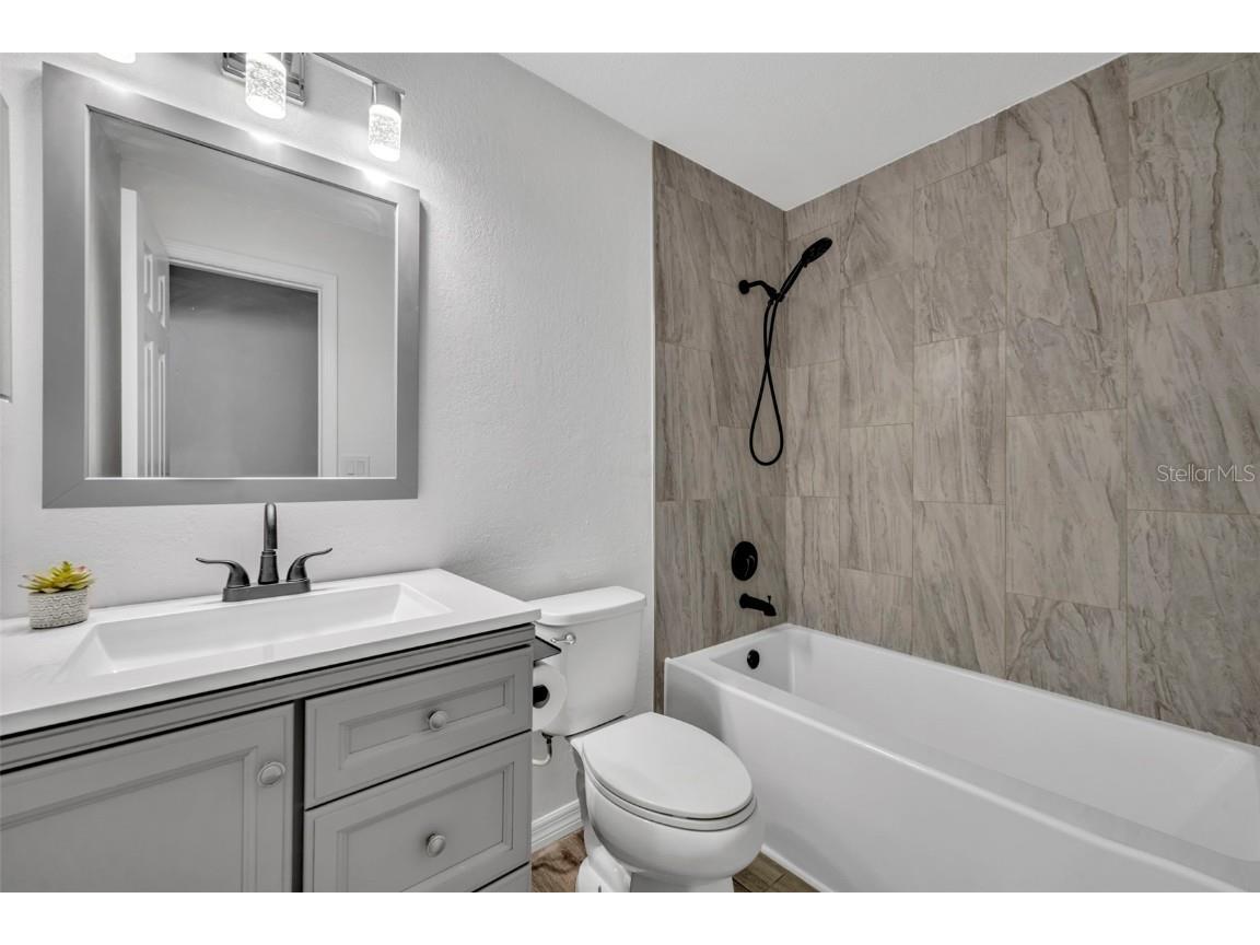 1240 W Voorhis Avenue Deland FL 32720 O6364812 image23