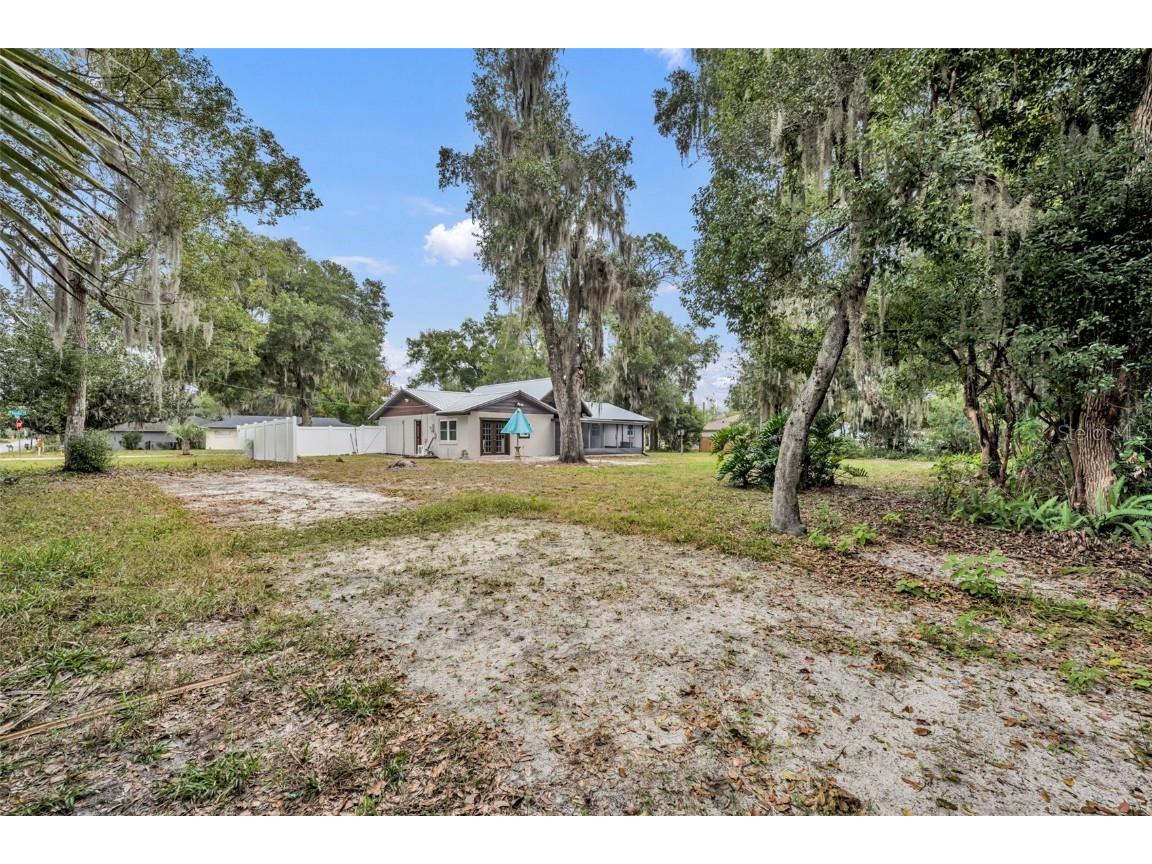 1240 W Voorhis Avenue Deland FL 32720 O6364812 image32