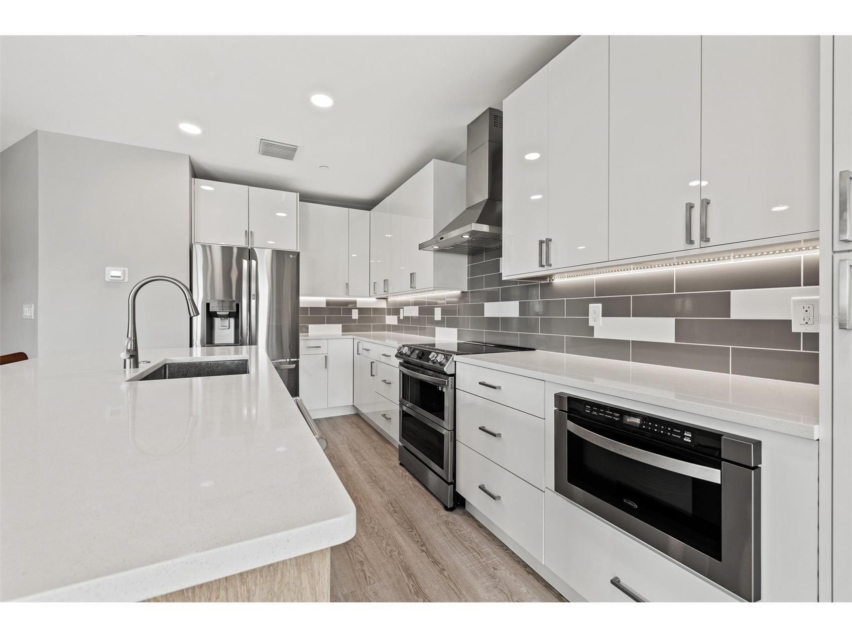 12400 Capri Circle N #A Treasure Island FL 33706 TB8427238 image8