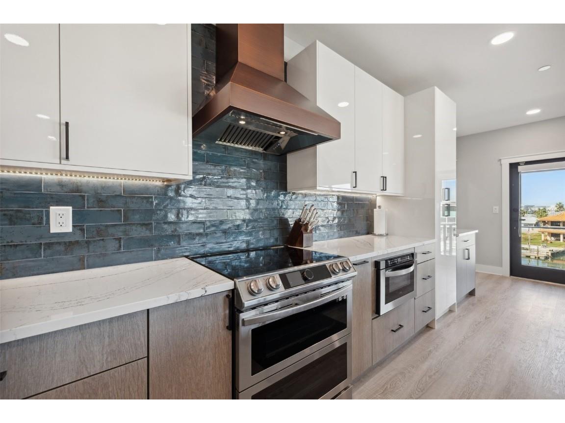 12400 Capri Circle N Treasure Island FL 33706 TB8396852 image6