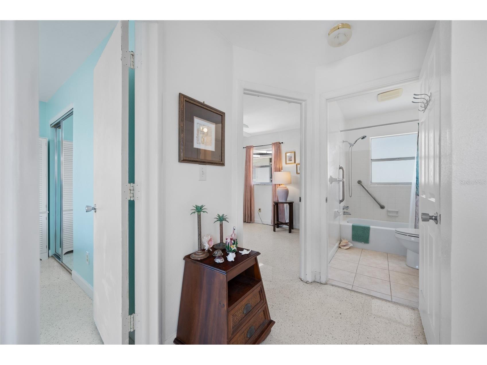 12400 Park Blvd #623 Seminole FL 33772 TB8497328 image18