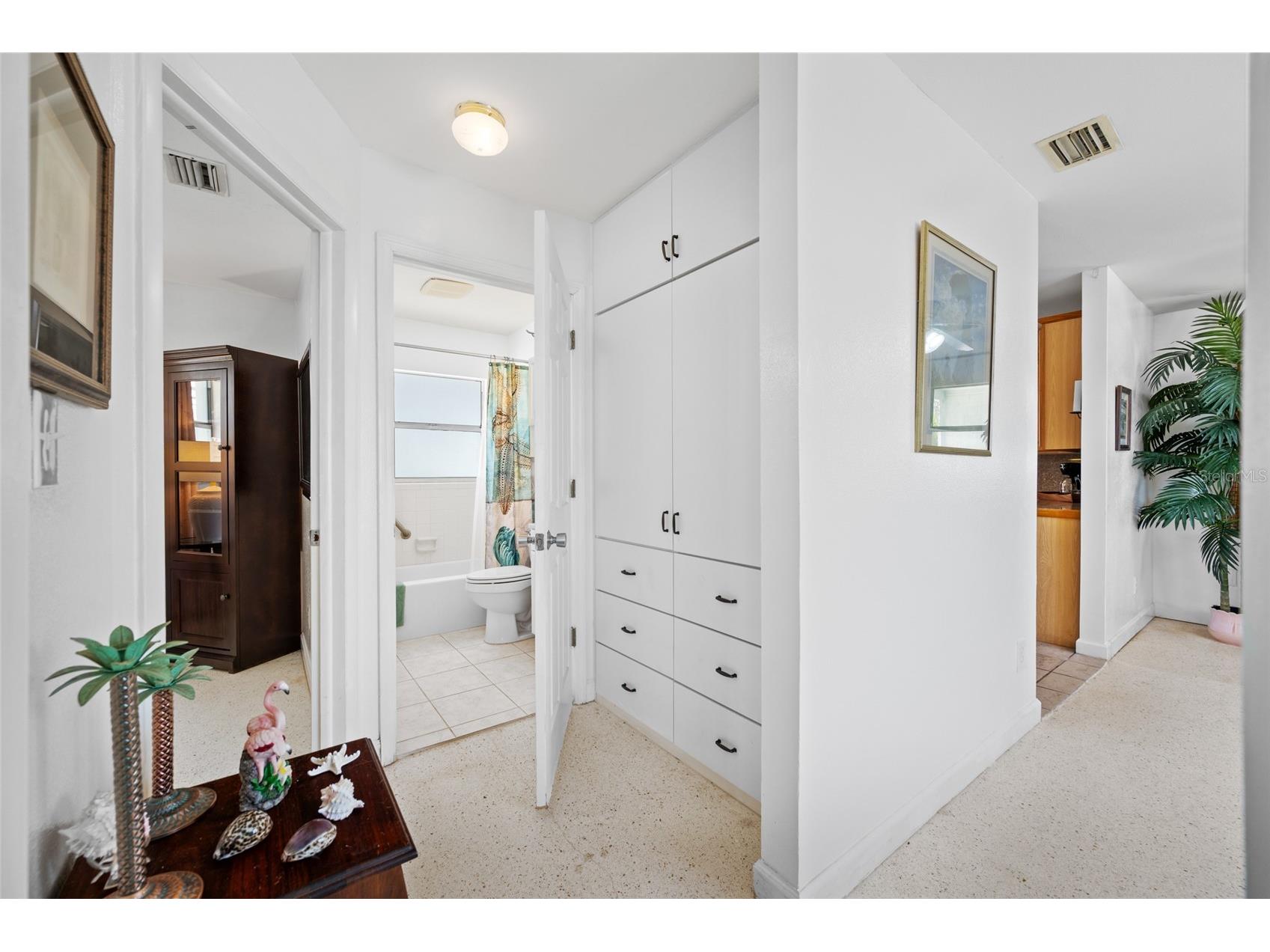 12400 Park Blvd #623 Seminole FL 33772 TB8497328 image19