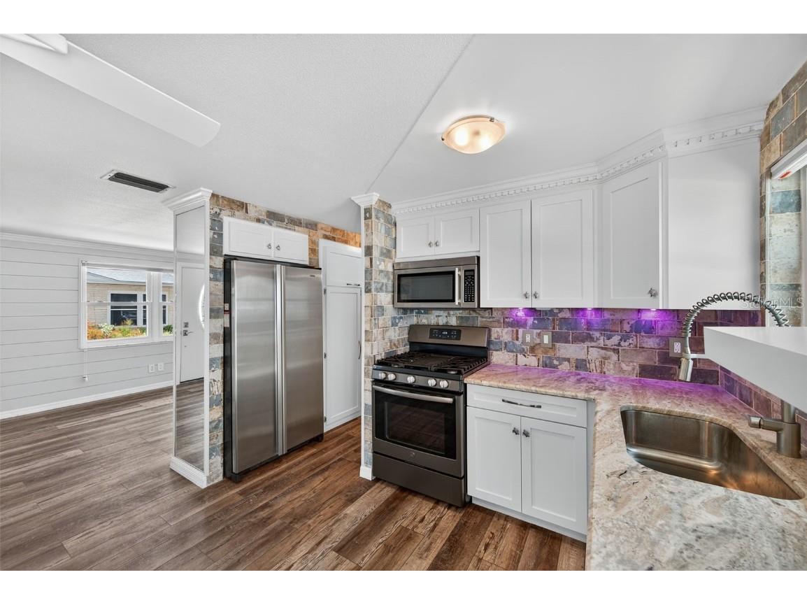 12400 Park Boulevard #213 Seminole FL 33772 TB8418374 image12