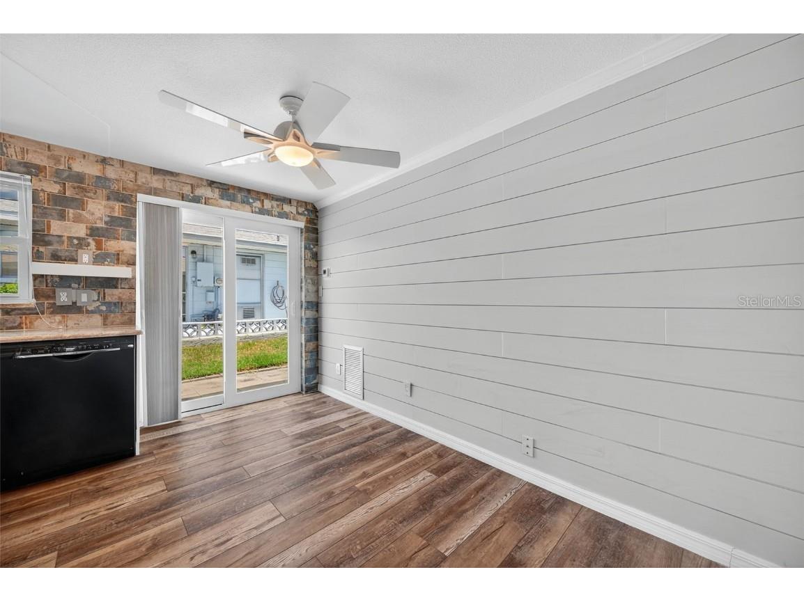 12400 Park Boulevard #213 Seminole FL 33772 TB8418374 image14