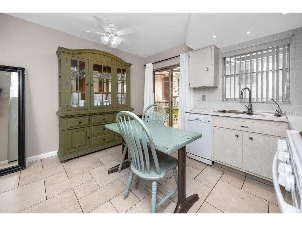 12400 Park Boulevard #417 Seminole FL 33772 TB8395439 image19