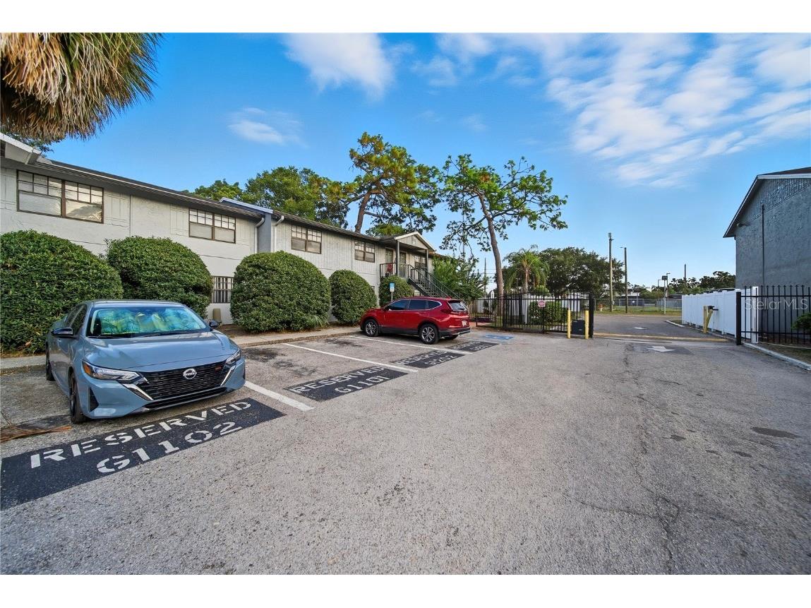 12401 Oak Cedar Place #201 Tampa FL 33612 TB8421324 image16