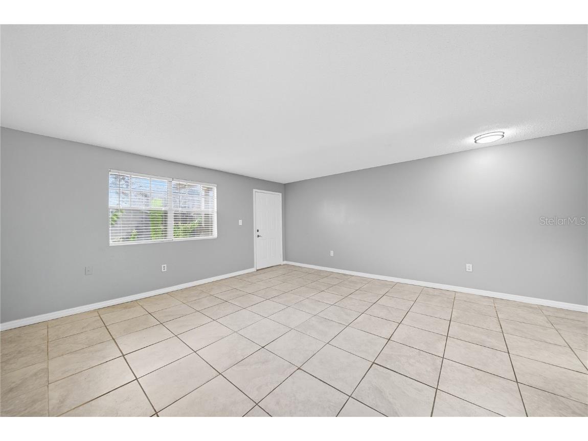 12401 Oak Cedar Place #201 Tampa FL 33612 TB8421324 image3