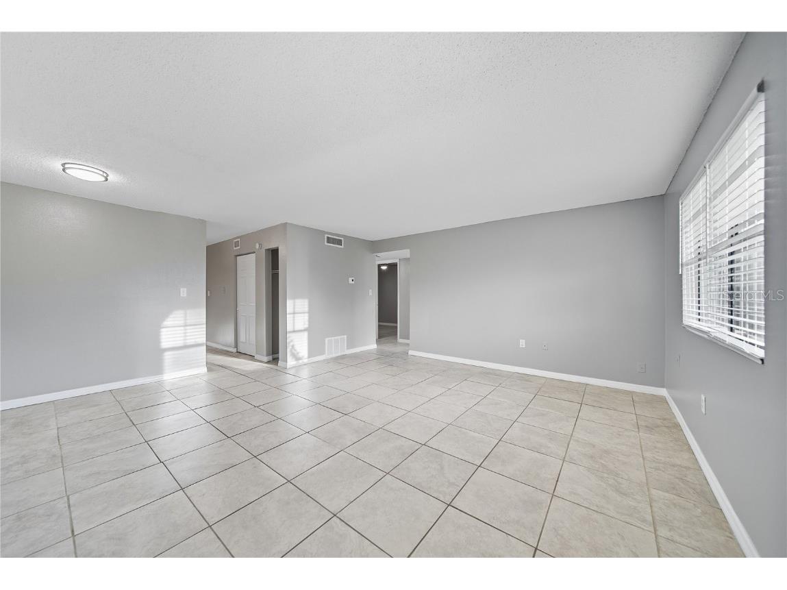 12401 Oak Cedar Place #201 Tampa FL 33612 TB8421324 image5