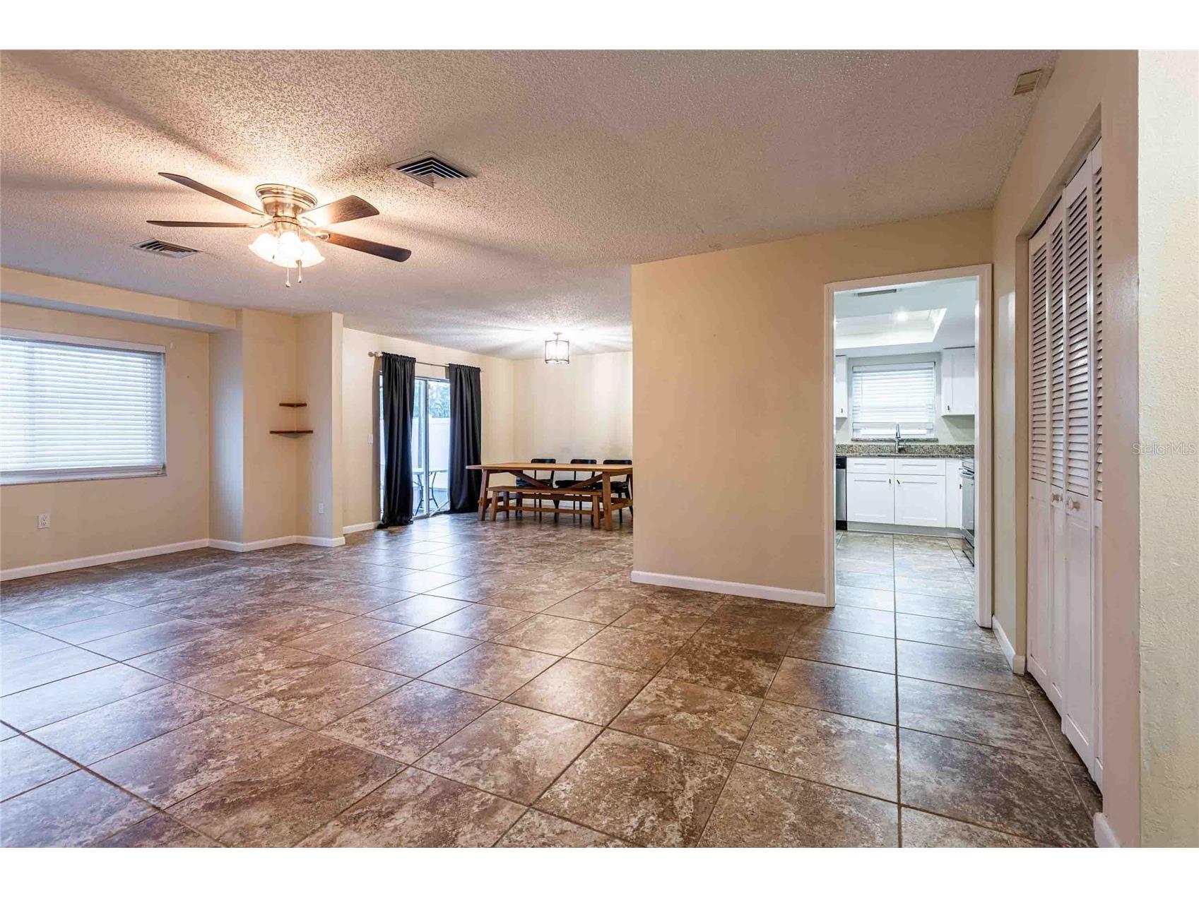 12401 Rose Street Seminole FL 33772 TB8488231 image4