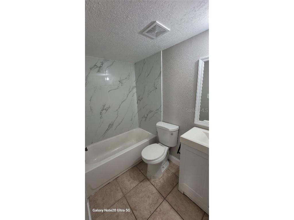 12403 Hibiscus Oak Place #101 Tampa FL 33612 TB8453968 image8