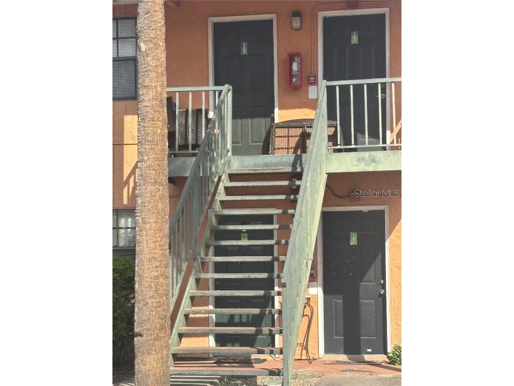 12403 Hibiscus Oak Place #202 Tampa FL 33612 TB8356396 image2