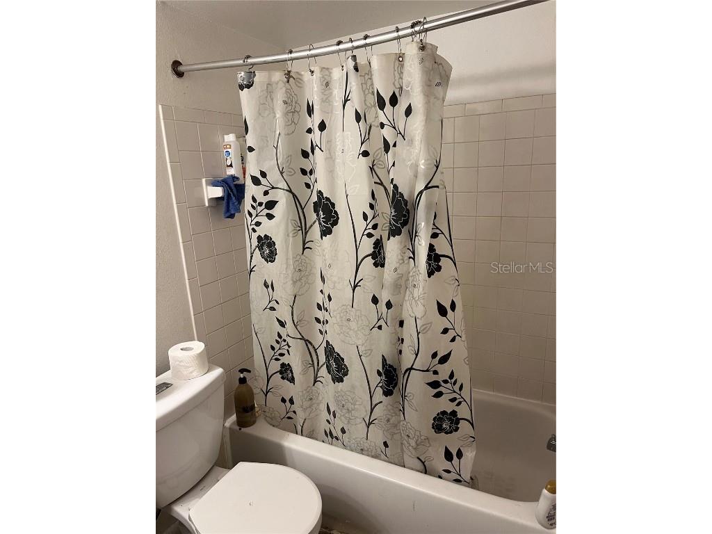 12403 Oak Cedar Place #202 Tampa FL 33612 TB8437572 image11