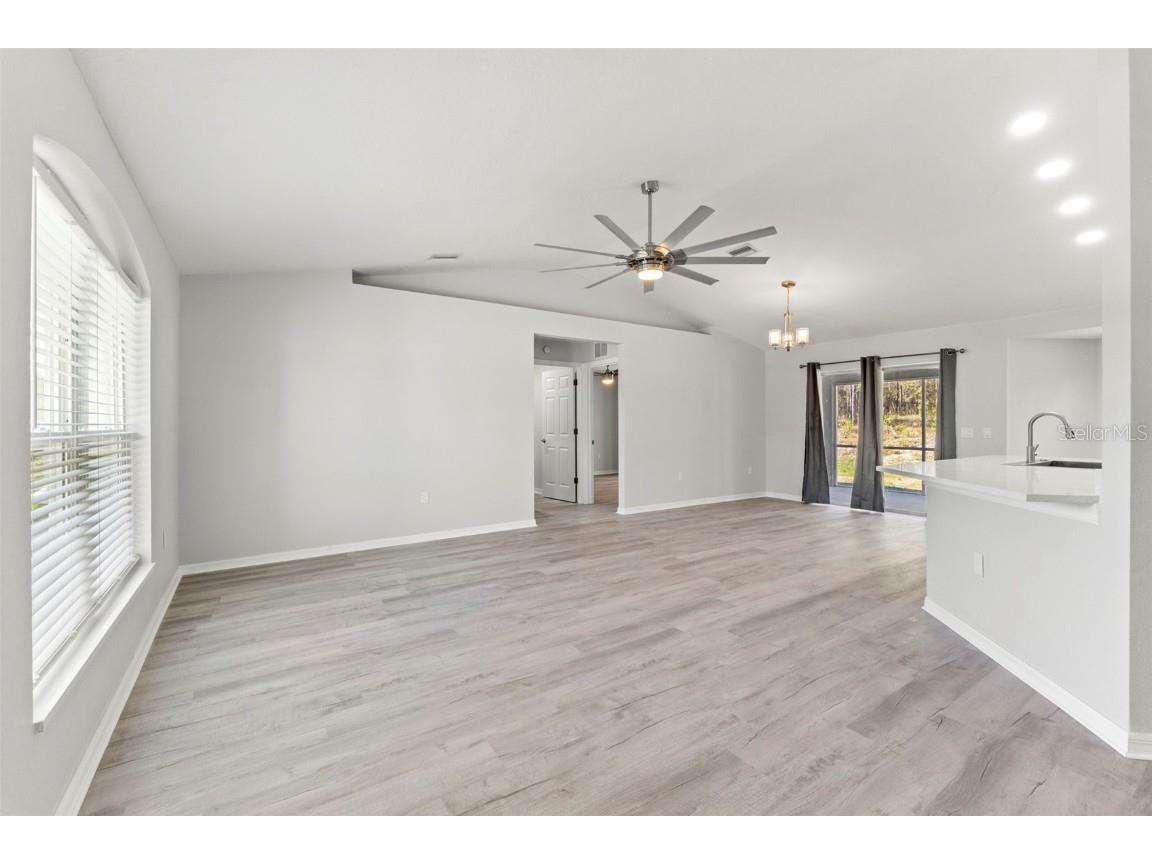 12403 Snowy Egret Avenue Weeki Wachee FL 34614 W7880145 image15