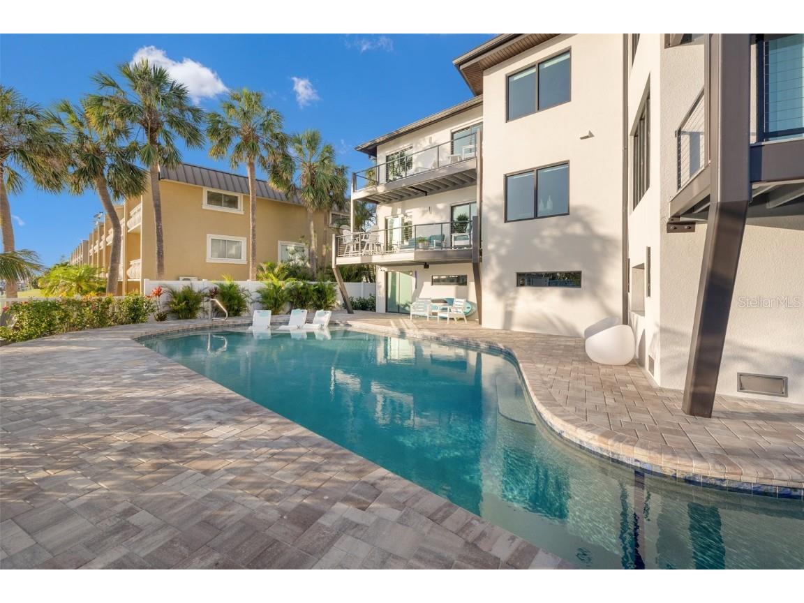 12404 Capri Circle N Treasure Island FL 33706 TB8428206 image37