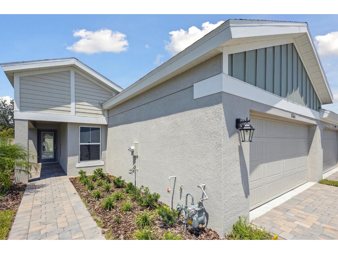 12404 Oak Hill Way Parrish FL 34219 T3539413 image1
