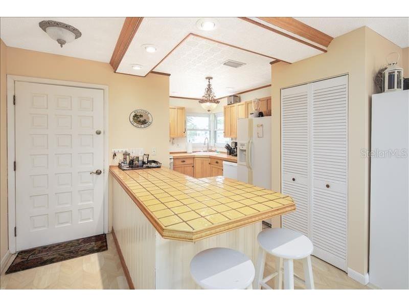 12405 3rd Street E #201 Treasure Island FL 33706 TB8507666 image11