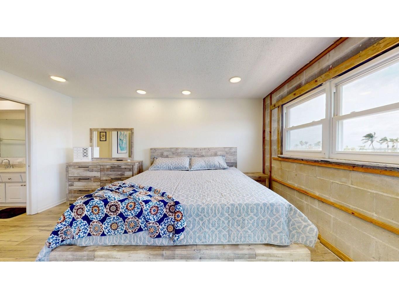 12405 3rd Street E #306 Treasure Island FL 33706 TB8372138 image43