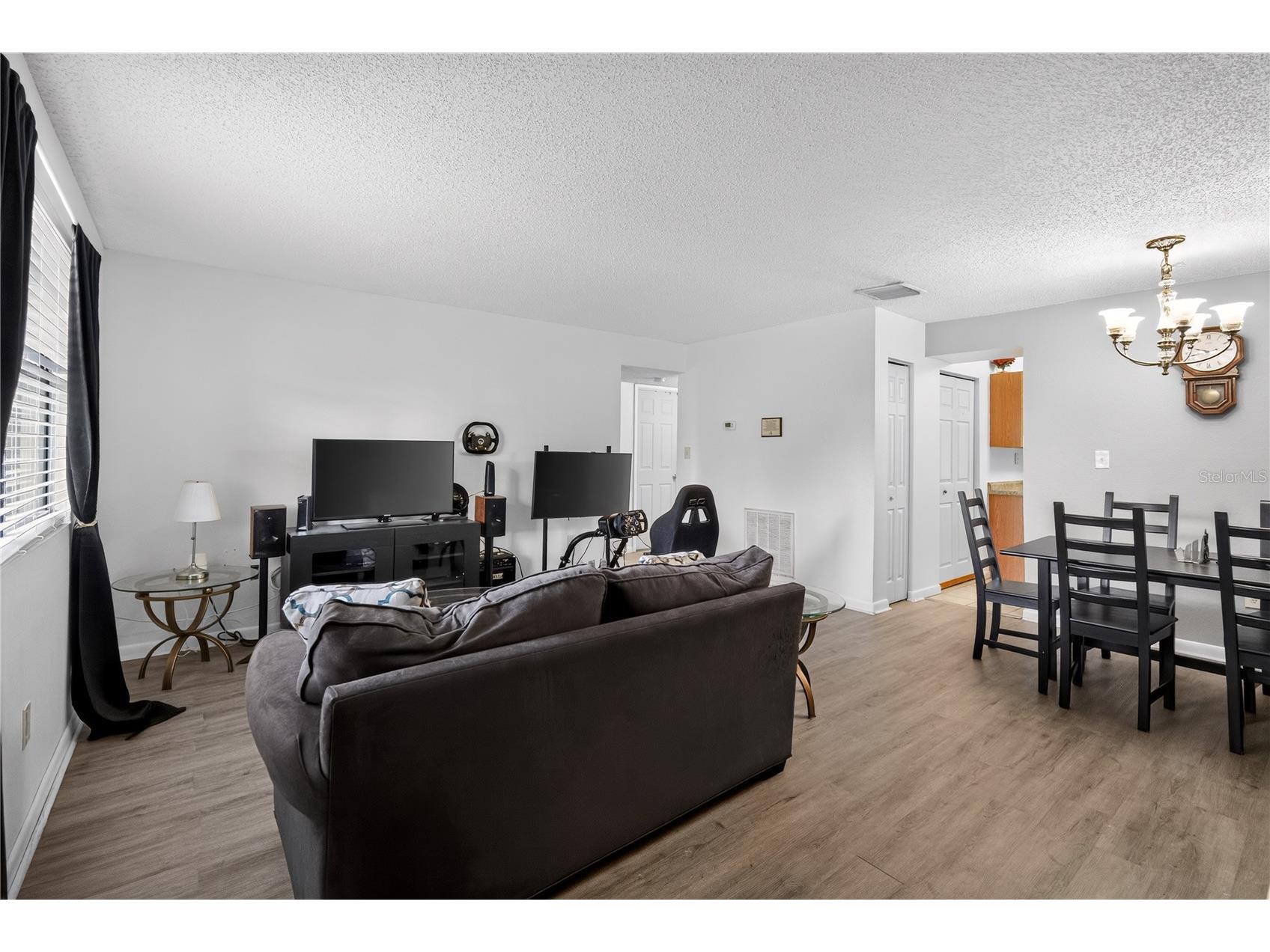 12405 Oak Cedar Place #202 Tampa FL 33612 TB8532297 image3
