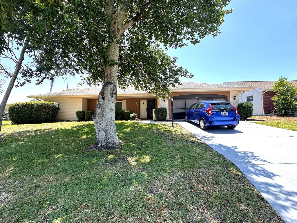 12405 Weatherstone Row Hudson FL 34667 W7864861 image1