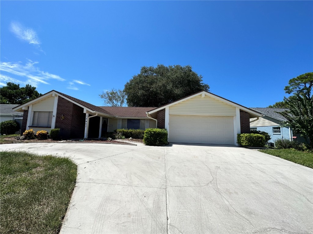 12407 Quail Run Row Hudson FL 34667 W7858014 image1