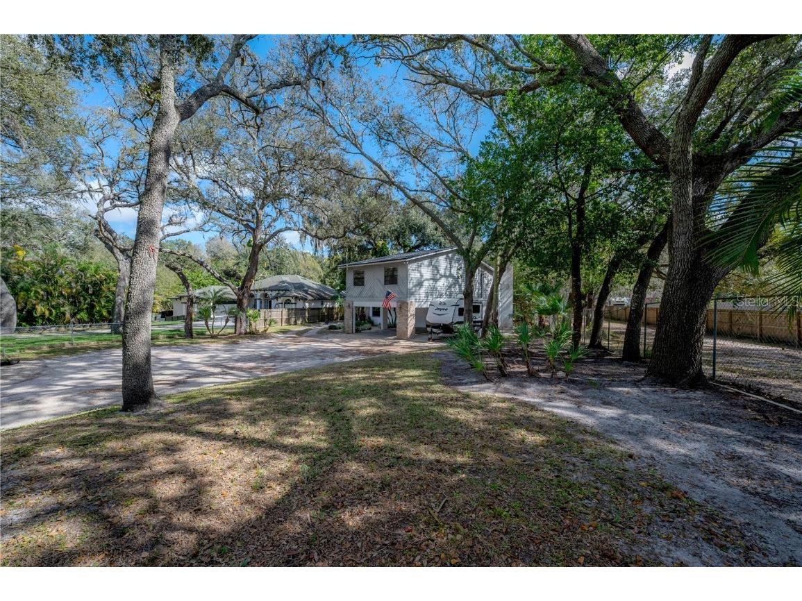 12409 N Boulevard Tampa FL 33612 T3501706 image1