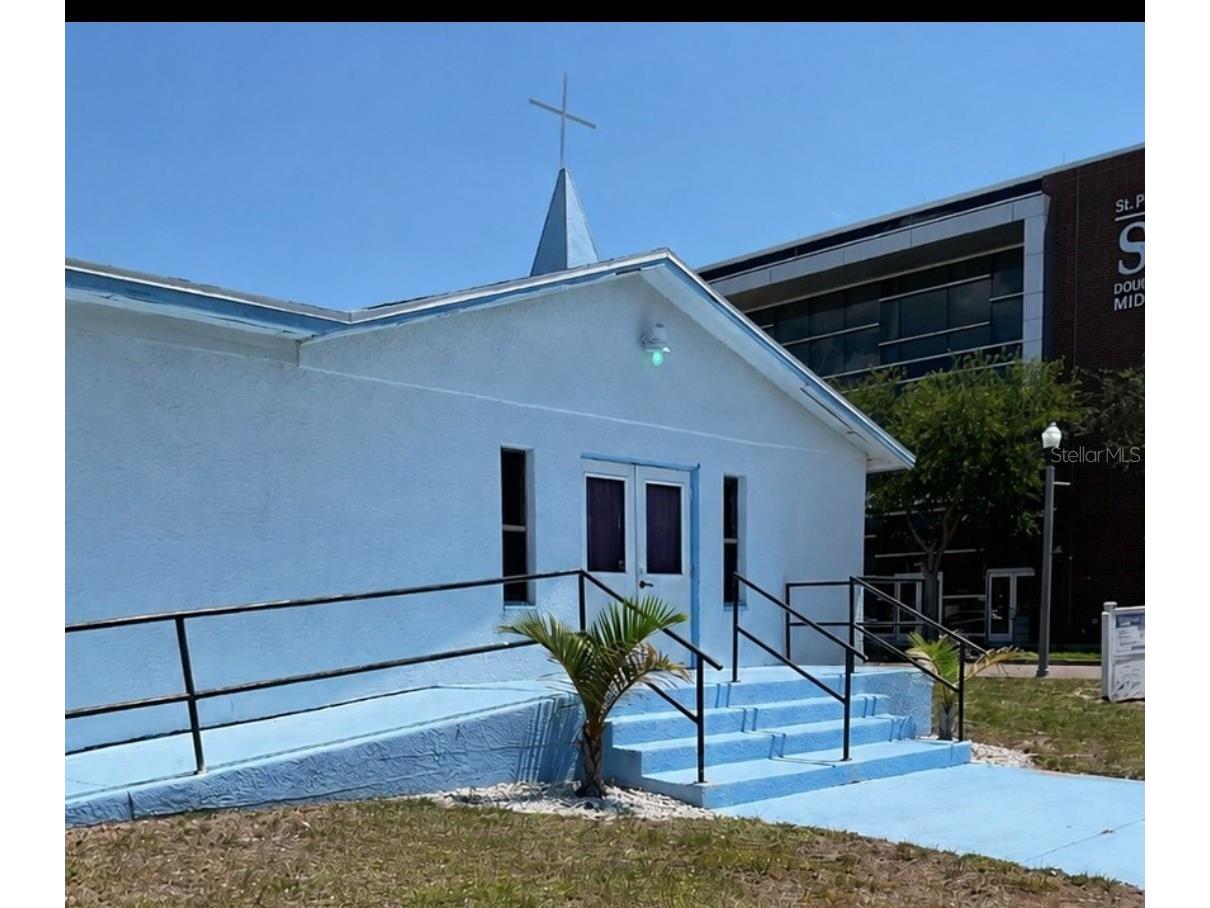 1241 22nd Street S Saint Petersburg FL 33712 TB8511084 image1