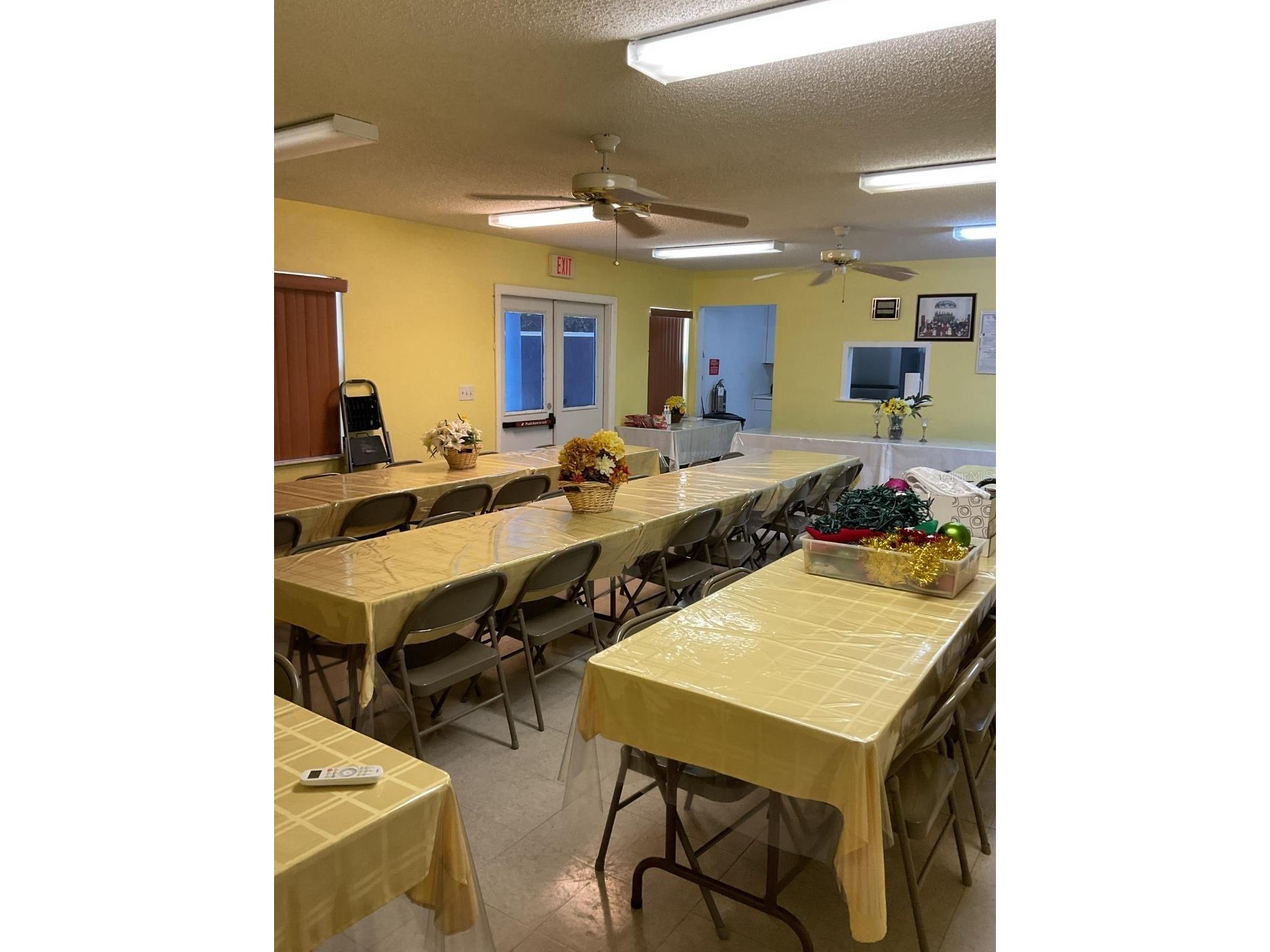 1241 22nd Street S Saint Petersburg FL 33712 TB8511084 image3