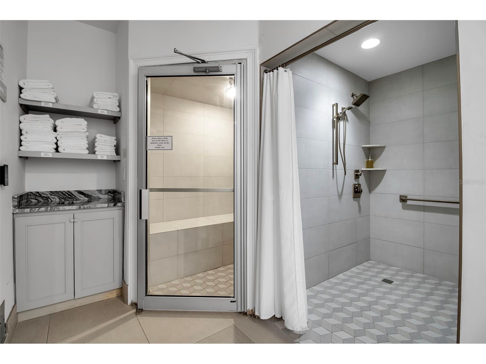 1241 Gulf Of Mexico Drive #109 Longboat Key FL 34228 - GULF OF MEXICO A4667851 image35