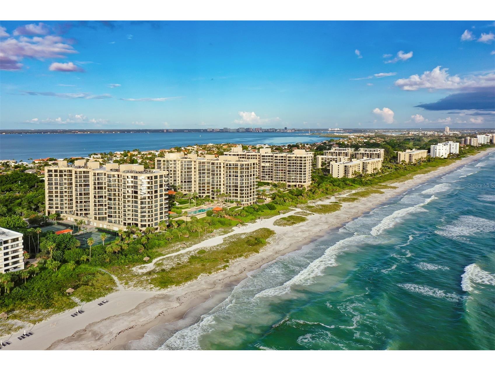 1241 Gulf Of Mexico Drive #111 Longboat Key FL 34228 - GULF OF MEXICO A4684166 image1
