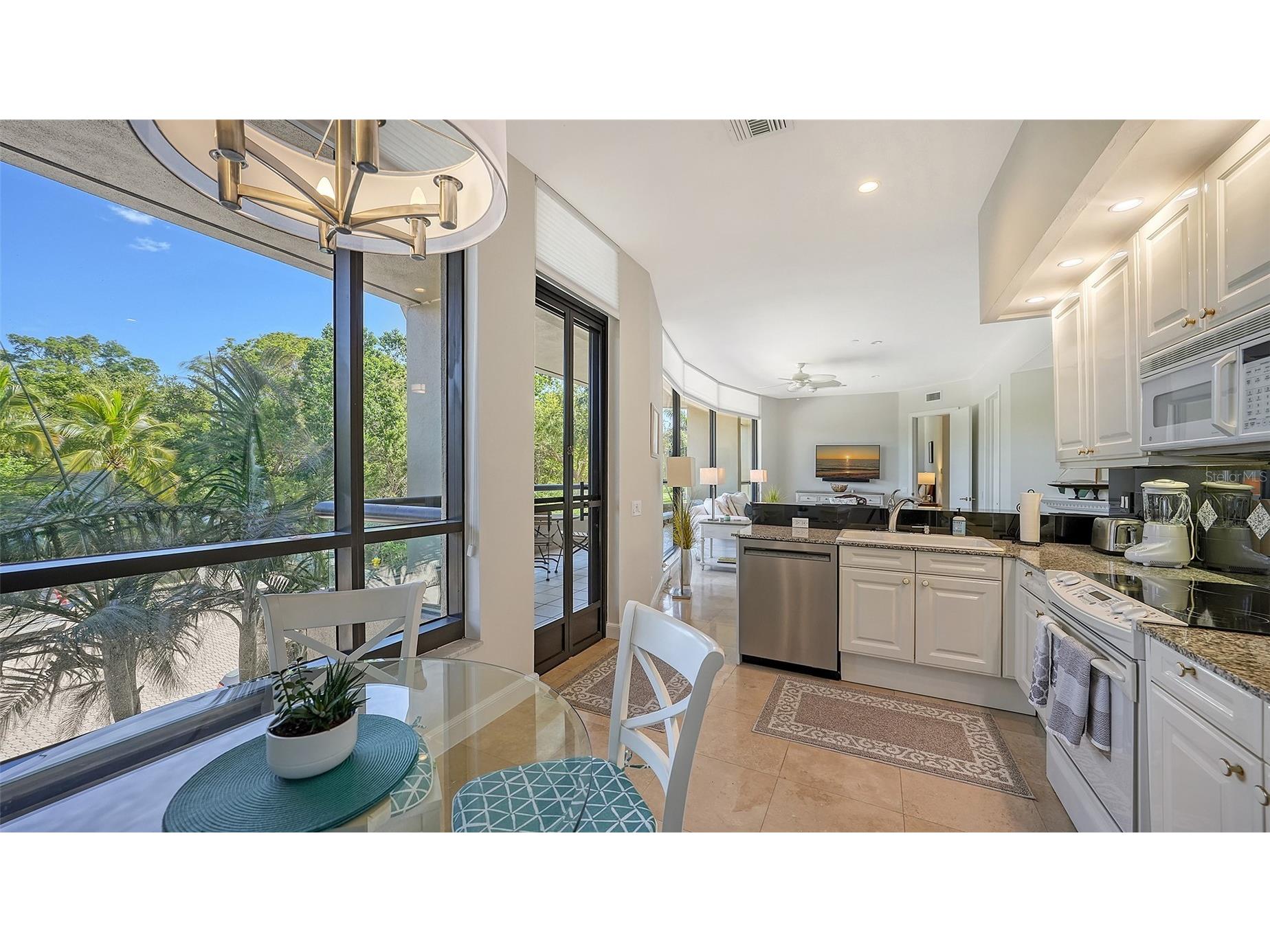 1241 Gulf Of Mexico Drive #111 Longboat Key FL 34228 - GULF OF MEXICO A4684166 image11