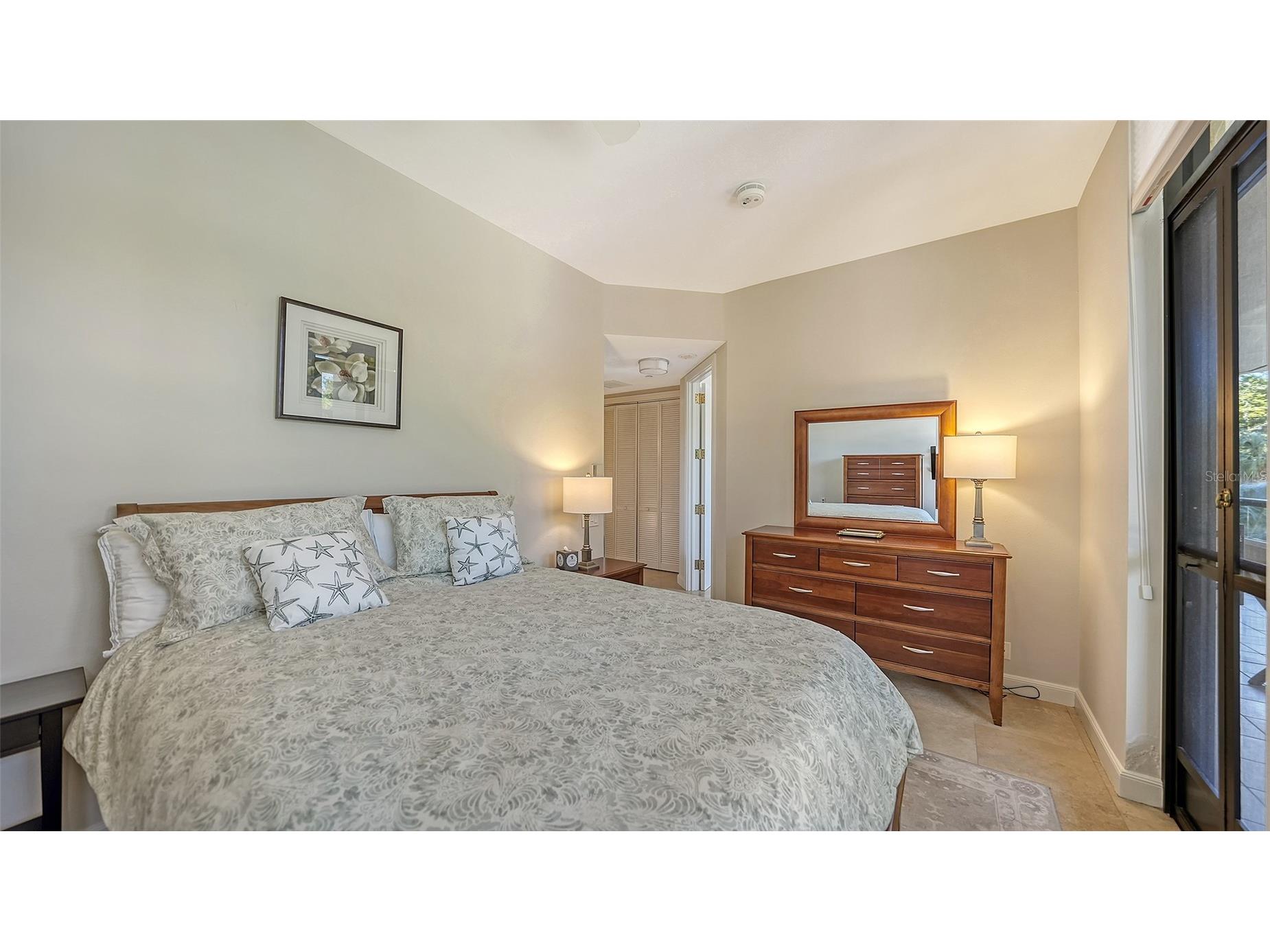 1241 Gulf Of Mexico Drive #111 Longboat Key FL 34228 - GULF OF MEXICO A4684166 image17