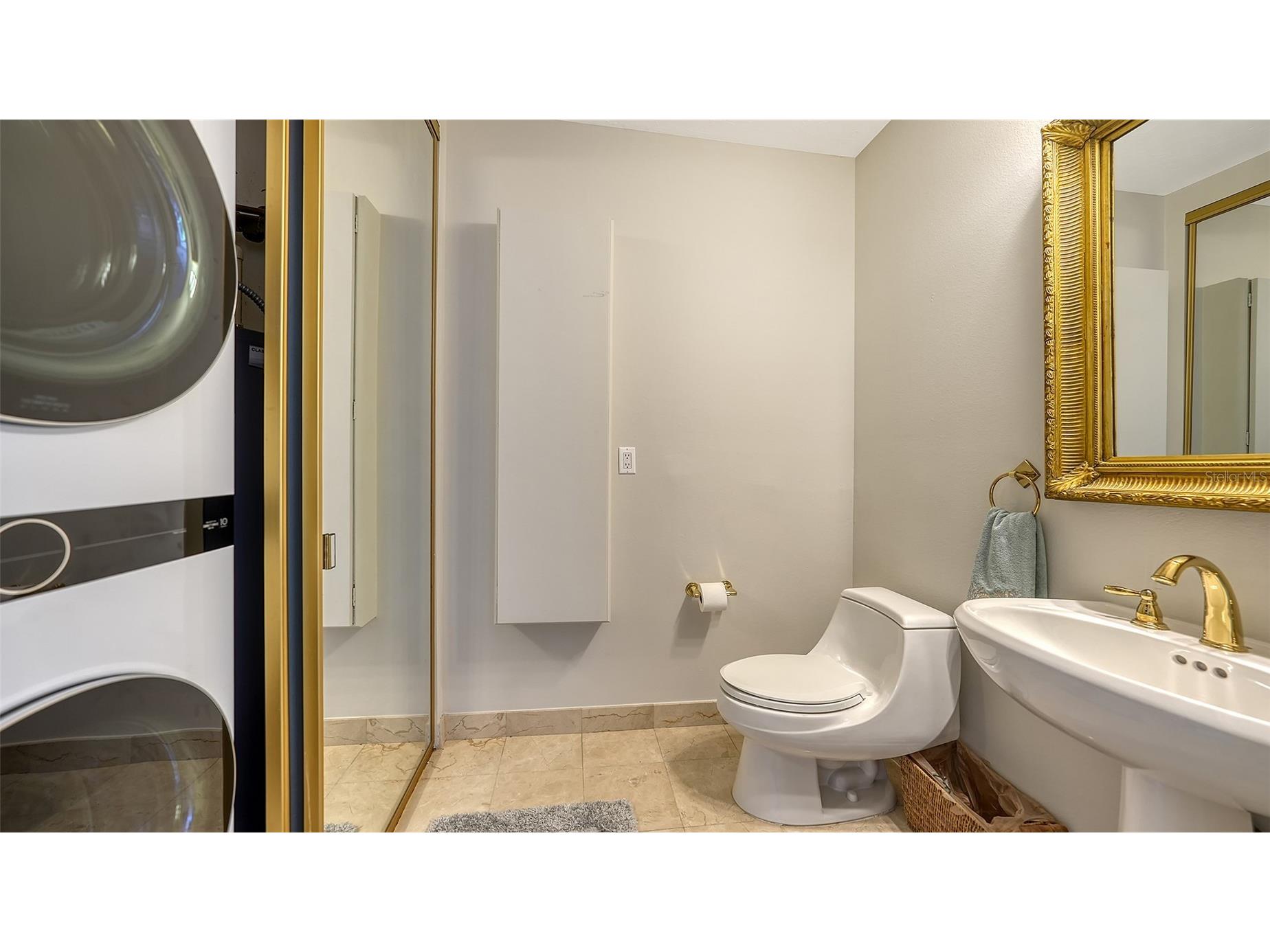 1241 Gulf Of Mexico Drive #111 Longboat Key FL 34228 - GULF OF MEXICO A4684166 image19