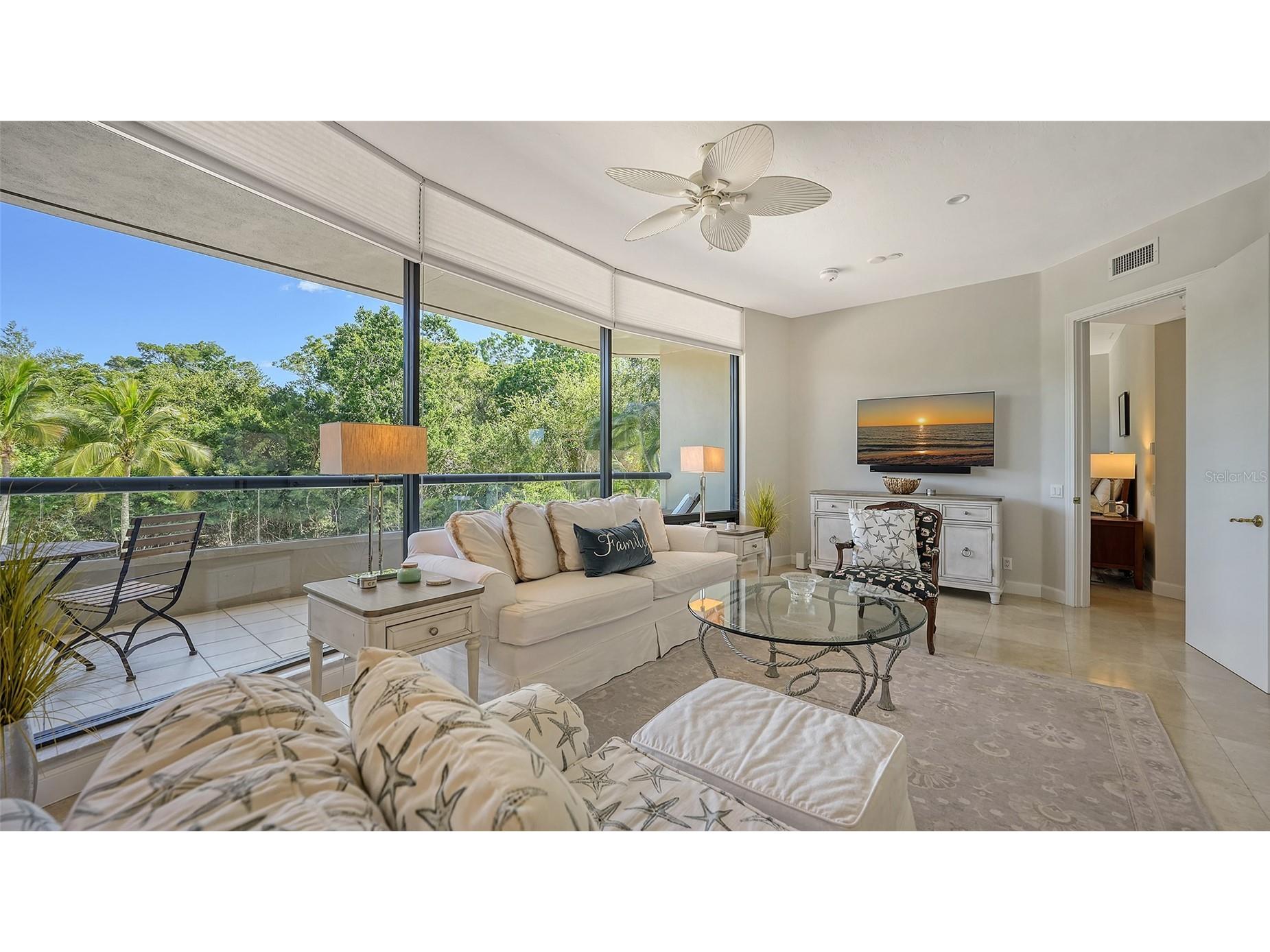 1241 Gulf Of Mexico Drive #111 Longboat Key FL 34228 - GULF OF MEXICO A4684166 image3