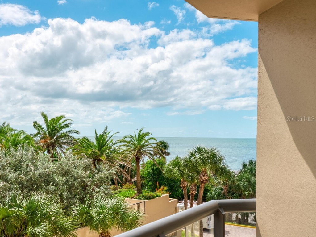 1241 Gulf Of Mexico Drive #203 Longboat Key FL 34228 - GULF OF MEXICO A4668344 image16