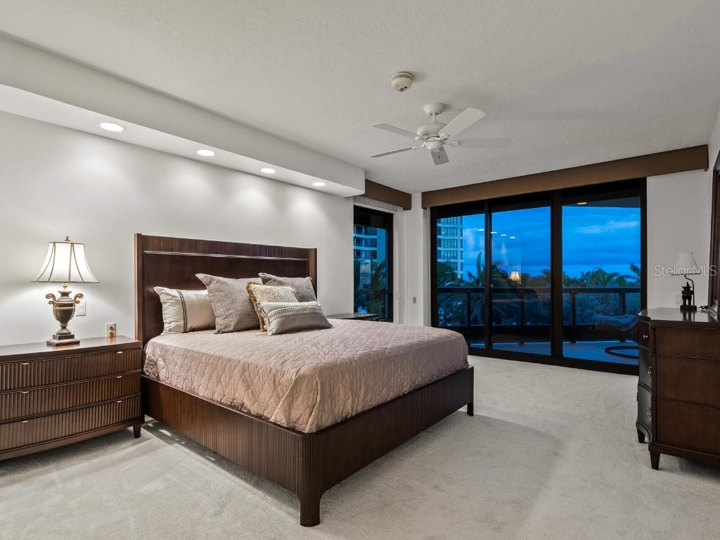 1241 Gulf Of Mexico Drive #203 Longboat Key FL 34228 - GULF OF MEXICO A4668344 image31