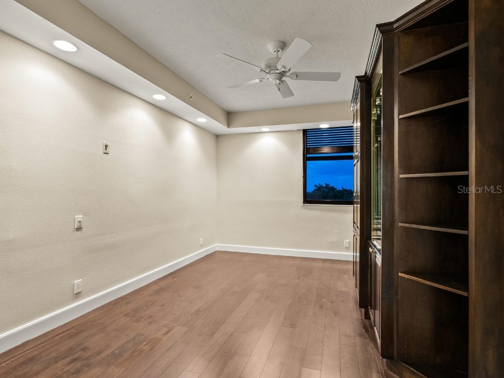 1241 Gulf Of Mexico Drive #203 Longboat Key FL 34228 - GULF OF MEXICO A4668344 image34