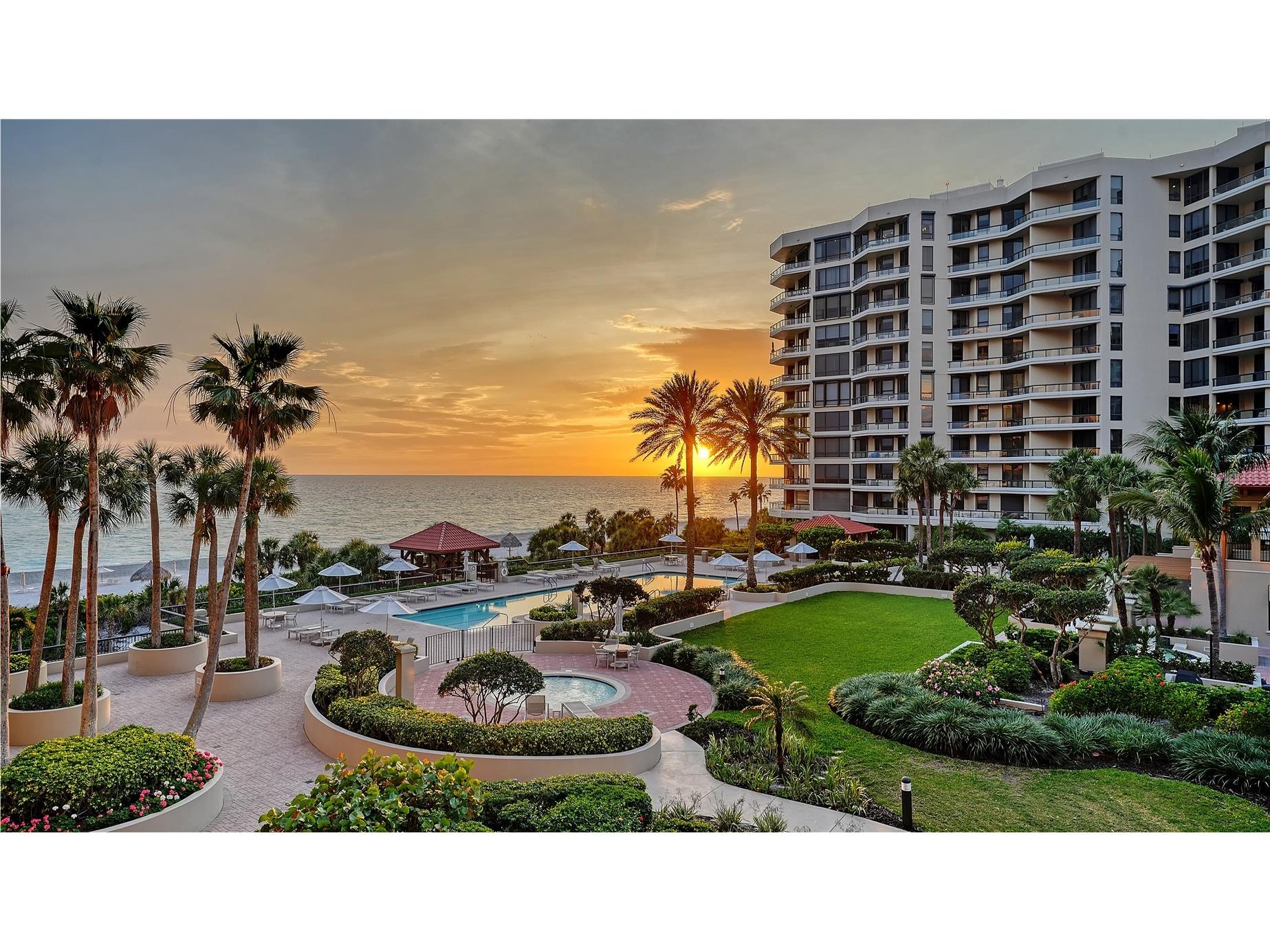 1241 Gulf Of Mexico Drive #304 Longboat Key FL 34228 A4691690 image1