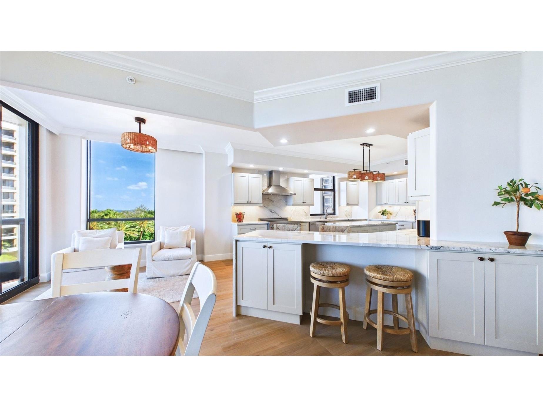 1241 Gulf Of Mexico Drive #506 Longboat Key FL 34228 A4689658 image5